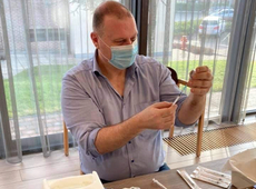 Mark Beelaert vaccinator woonzorgcentrum